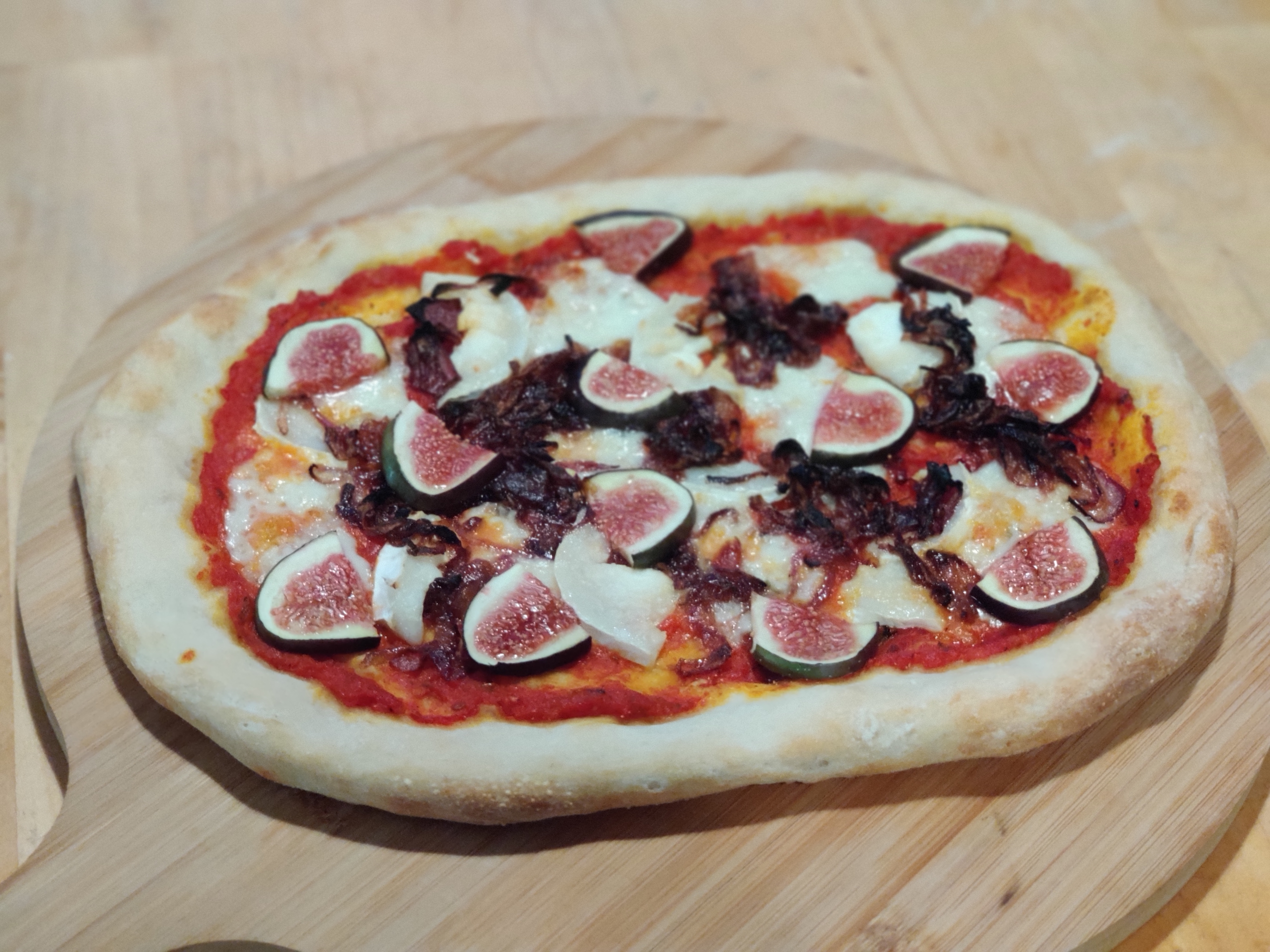 Fig, Goats Cheese, Caramelised Onion